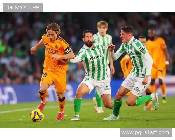 西甲精彩对决曼联大胜那不勒斯引发全场热烈反响与数据分析